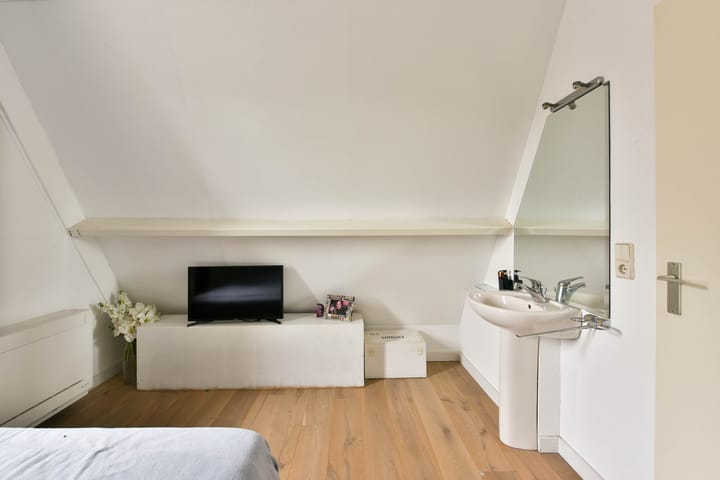 Photo 23 of Pieter Joostenlaan 14