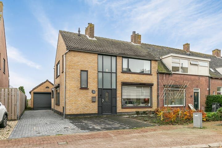 Photo 1 of Langeweg 35