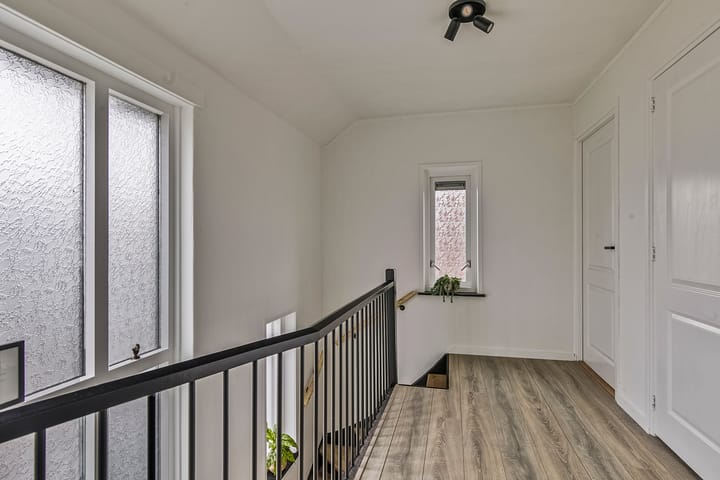 Photo 19 of Langeweg 35