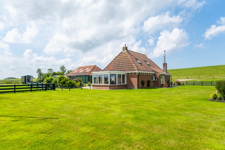 Foto 64 van Zeedijk 15