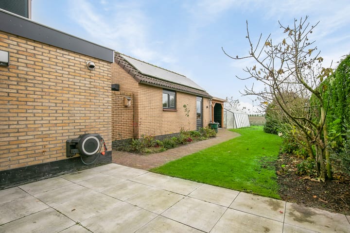 Photo 44 of Langeweg 35