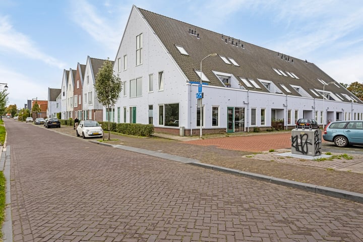 View photo 33 of Willem Jansenstraat 35