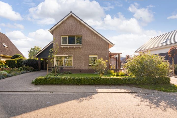 Foto 2 van Molenweg 18