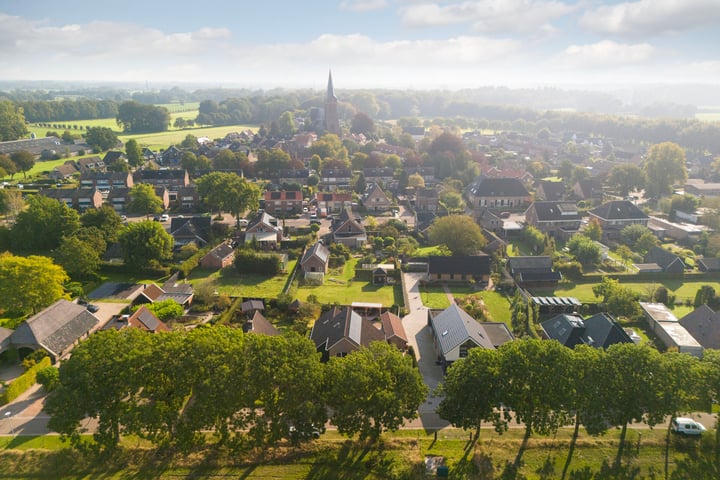 Bekijk foto 37 van Molenweg 18