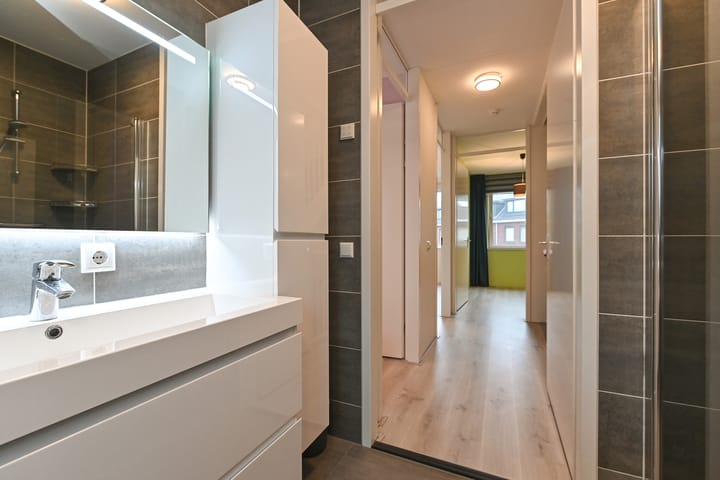 Foto 22 van Charlotte Jacobslaan 43