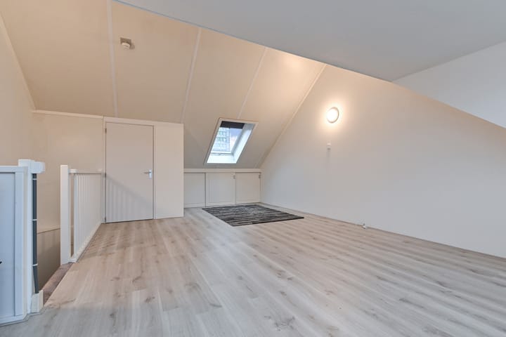 Foto 32 van Charlotte Jacobslaan 43