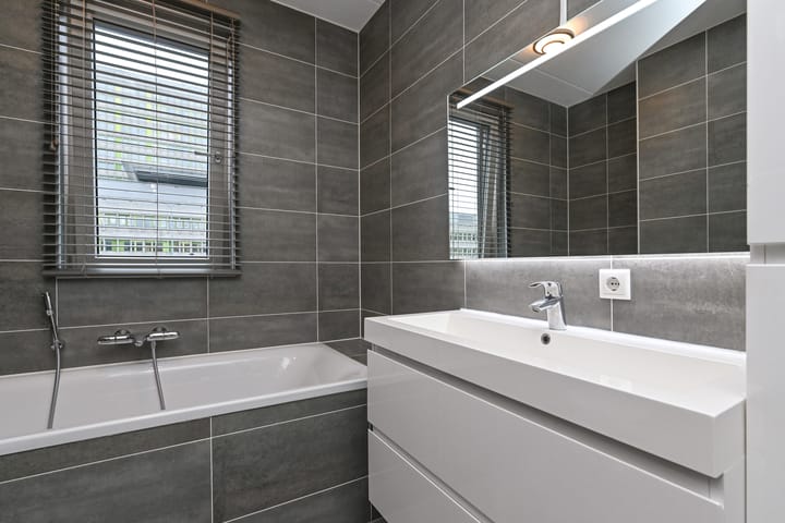 Foto 21 van Charlotte Jacobslaan 43