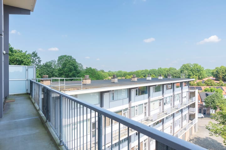 Foto 39 van Generaal Barberstraat 103