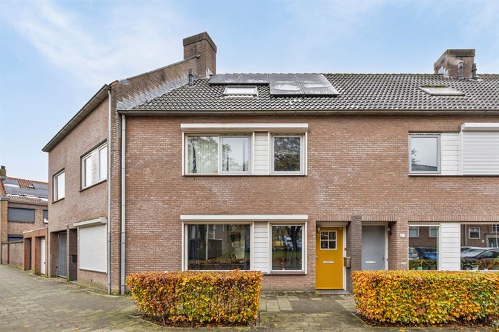 View photo 1 of Nassaustraat 4-B