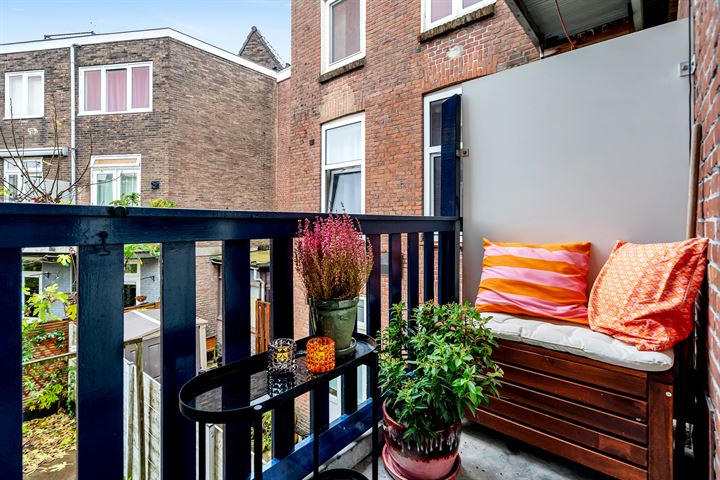 View photo 3 of Busken Huetstraat 44