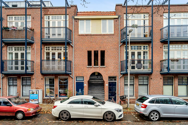 View photo 5 of Busken Huetstraat 44