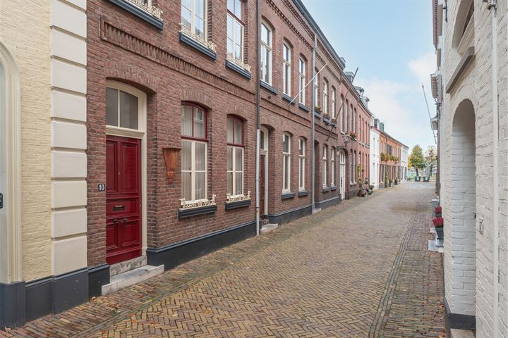 View photo 6 of Begijnenhofstraat 10