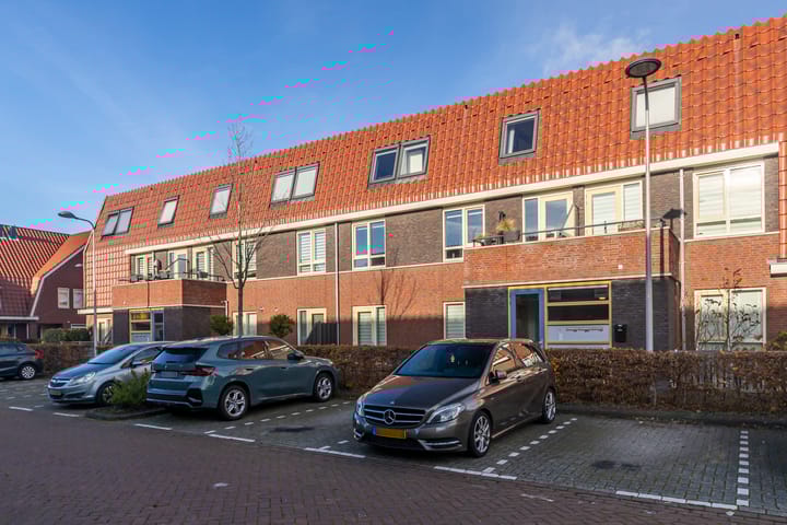 Foto 28 van Tieratesstraat 21