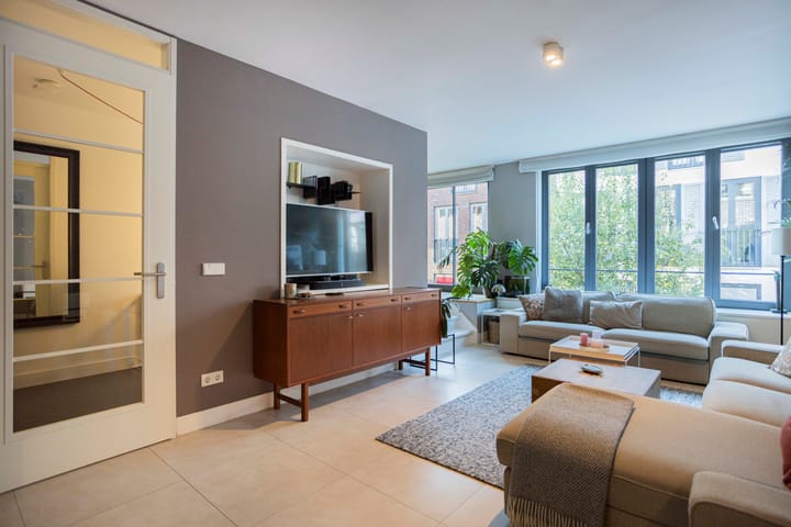 Foto 7 van Voltastraat 8