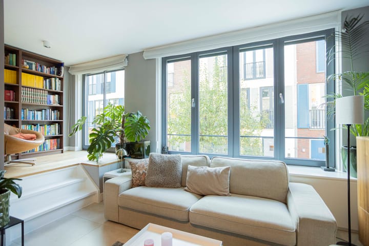 Foto 8 van Voltastraat 8