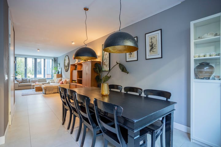 Foto 17 van Voltastraat 8