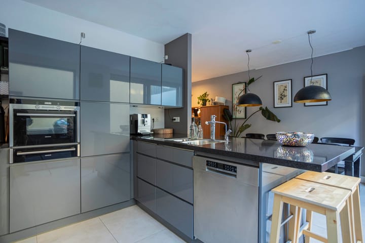 Foto 22 van Voltastraat 8