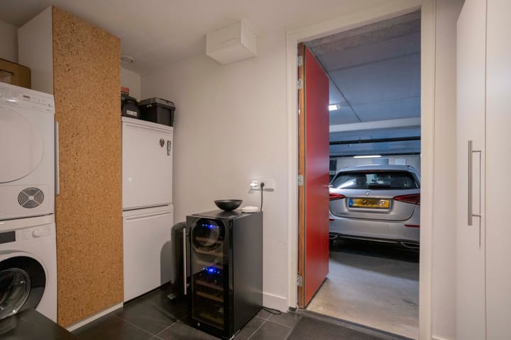 Foto 39 van Voltastraat 8