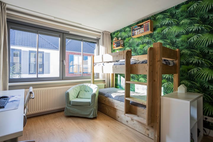 Foto 40 van Voltastraat 8