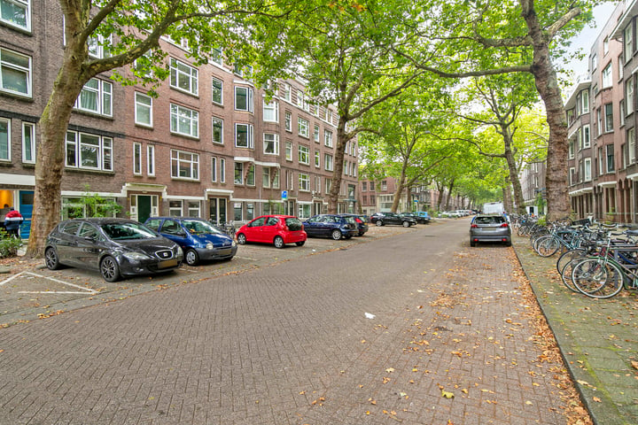 Bekijk foto 5 van Graaf Florisstraat 8-A03