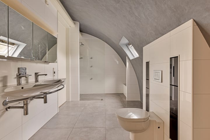 Foto 26 van Oostwal 93