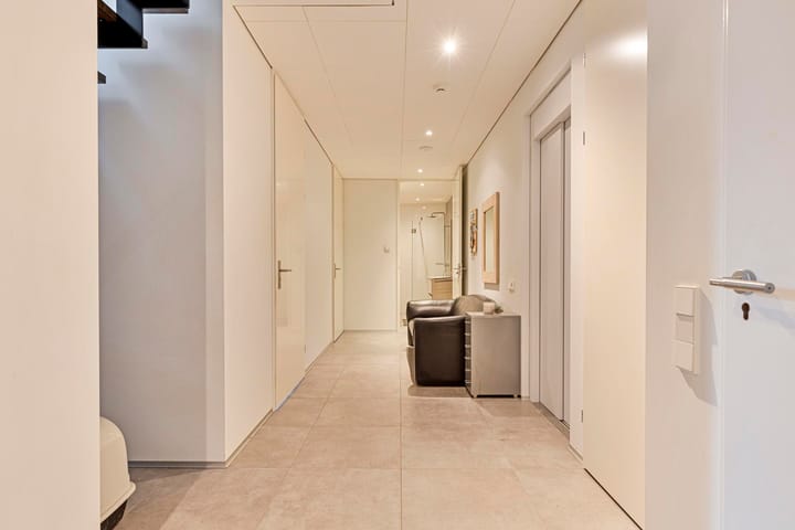 Foto 30 van Oostwal 93