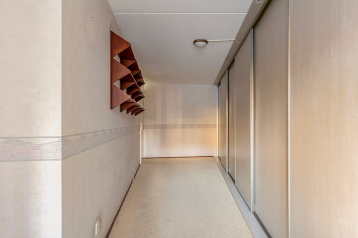 Foto 17 van Galerij 64