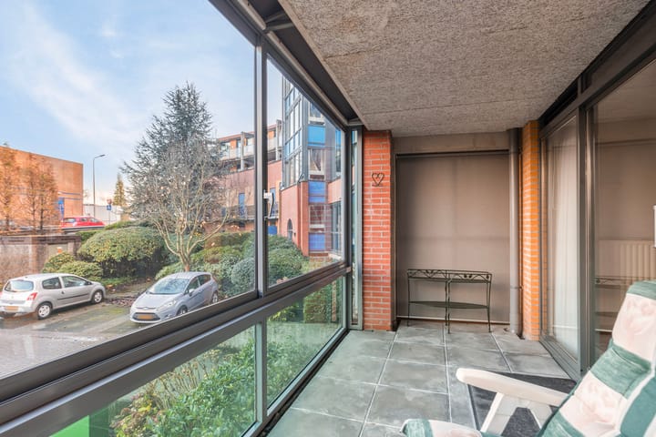 Foto 20 van Galerij 64