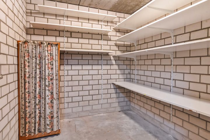 Foto 23 van Galerij 64