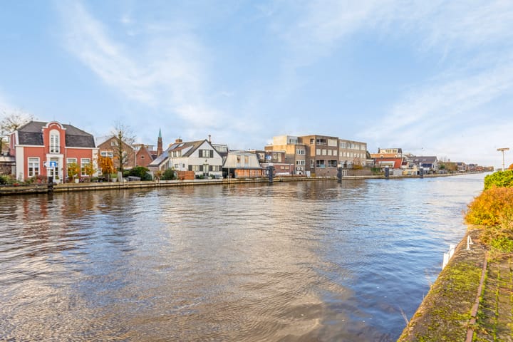 Foto 27 van Galerij 64