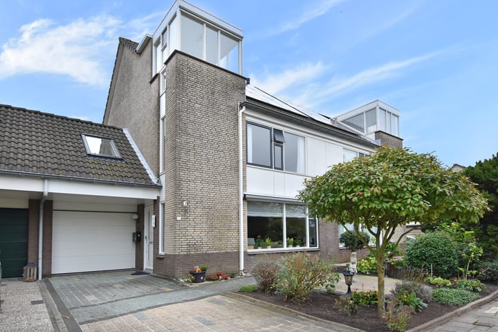 Foto 5 van Charlotte Salomonlaan 11