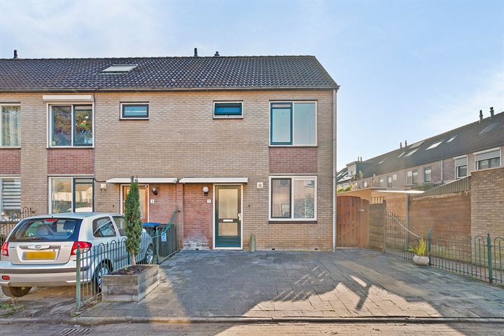 Bekijk foto 1 van Stadspolderstraat 2