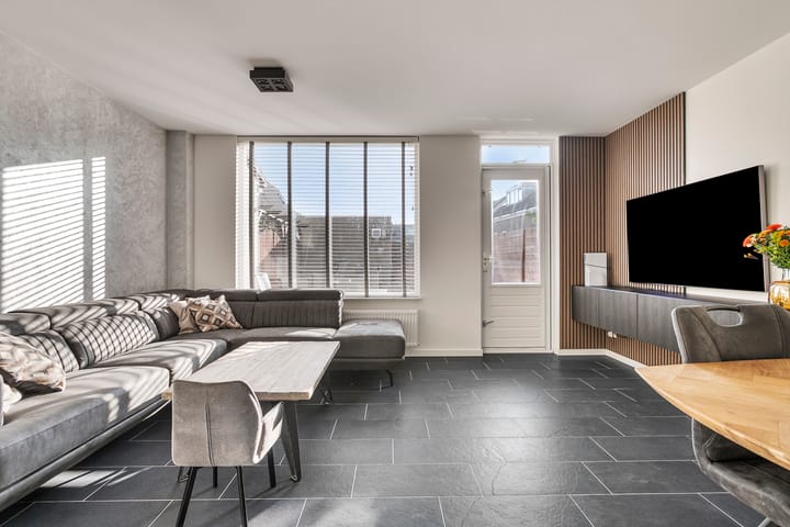 Foto 5 van Stadspolderstraat 2