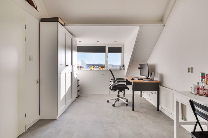 Foto 19 van Stadspolderstraat 2