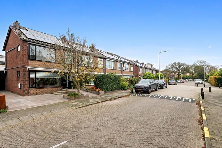 Foto 3 van Huis te Veldelaan 64