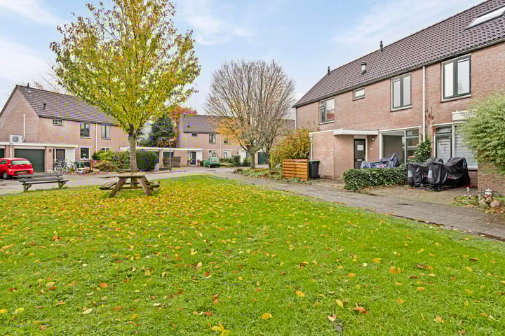 Foto 38 van Barten 80