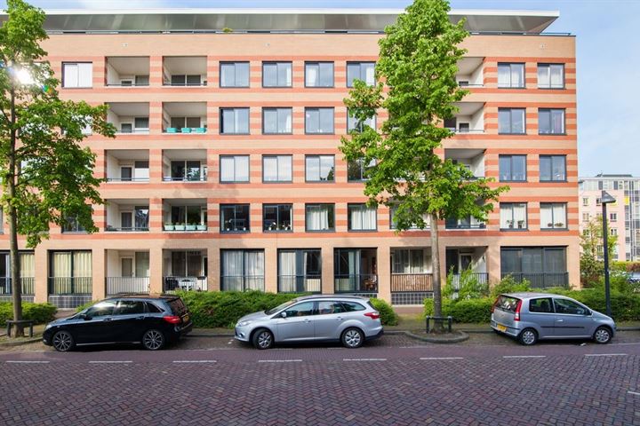 View photo 1 of Arthur van Schendelstraat 677