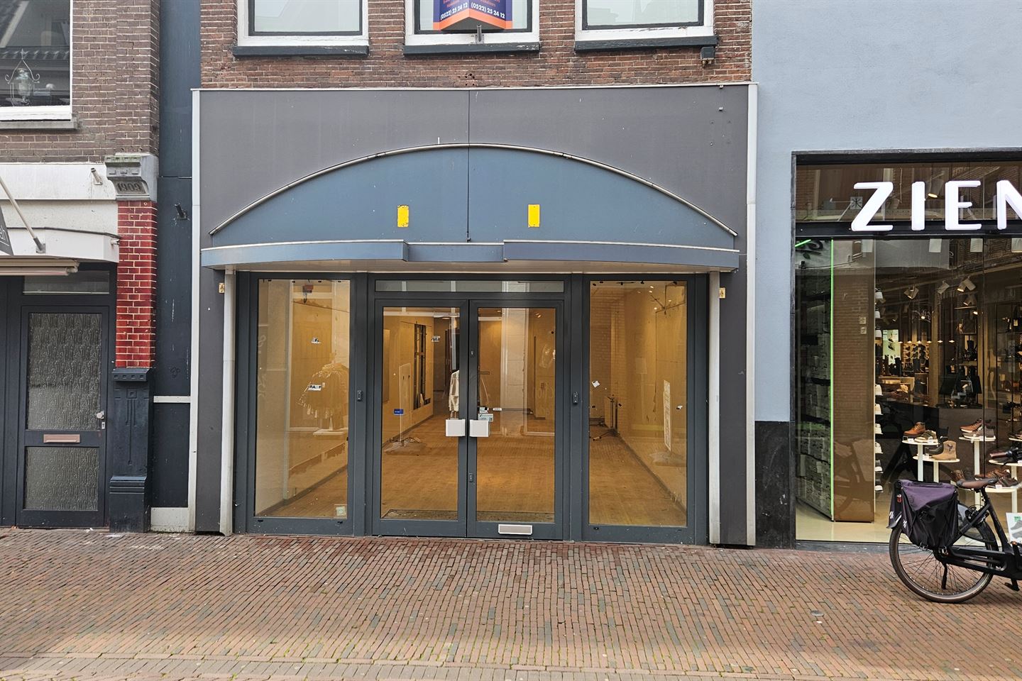 Bekijk foto 1 van Hoofdstraat 64