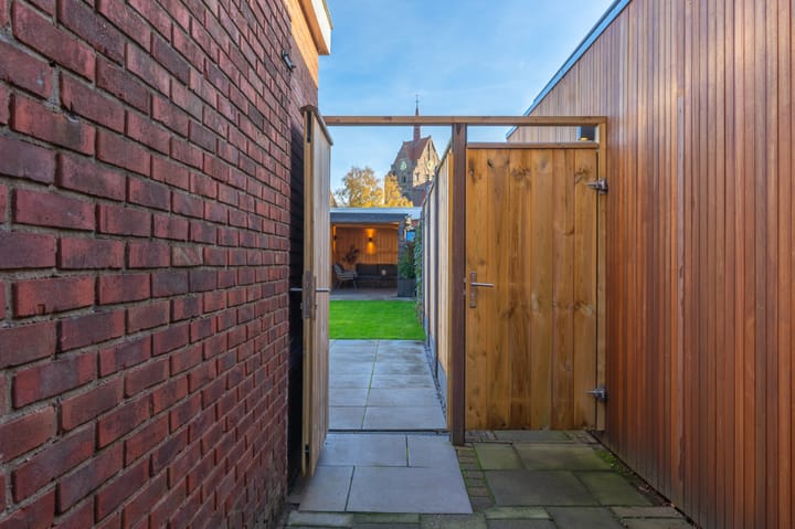 Photo 8 of Dr. Schaepmanstraat 78