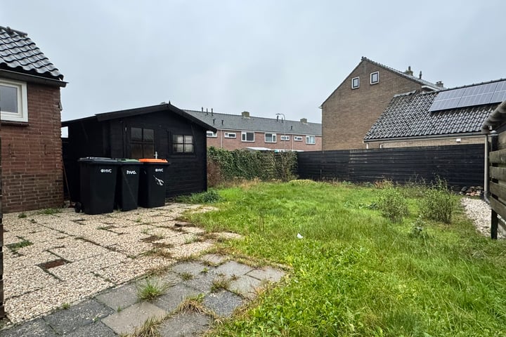 View photo 18 of Esdoornlaan 28