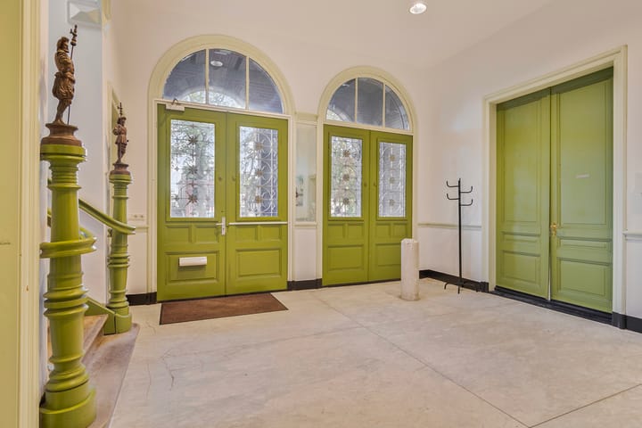 Photo 6 of Burgerhoutsestraat 12