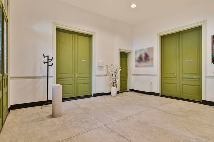 Photo 8 of Burgerhoutsestraat 12