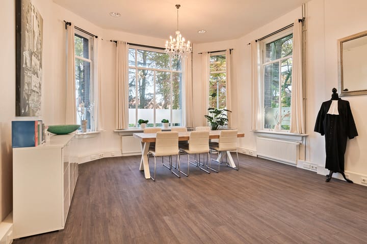 Photo 10 of Burgerhoutsestraat 12