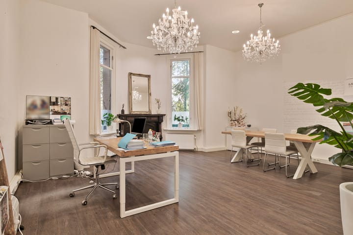 Photo 16 of Burgerhoutsestraat 12