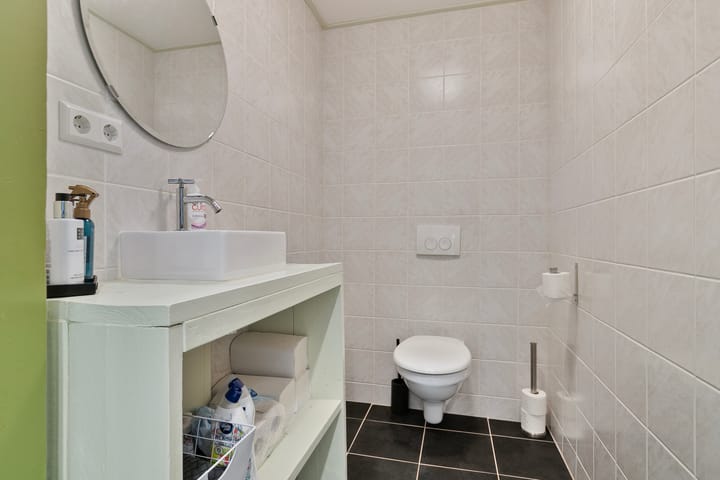 Photo 24 of Burgerhoutsestraat 12