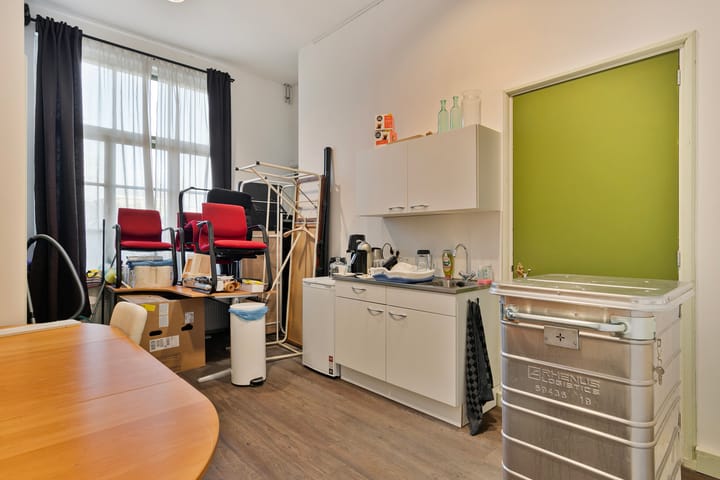 Photo 23 of Burgerhoutsestraat 12