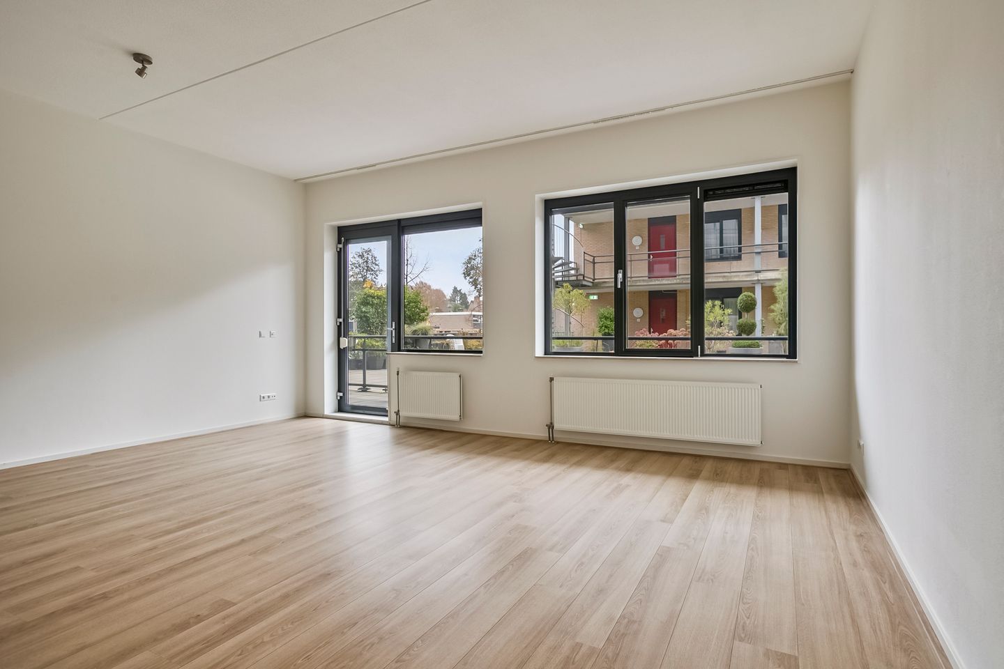 Foto 5 van Wadestein 2