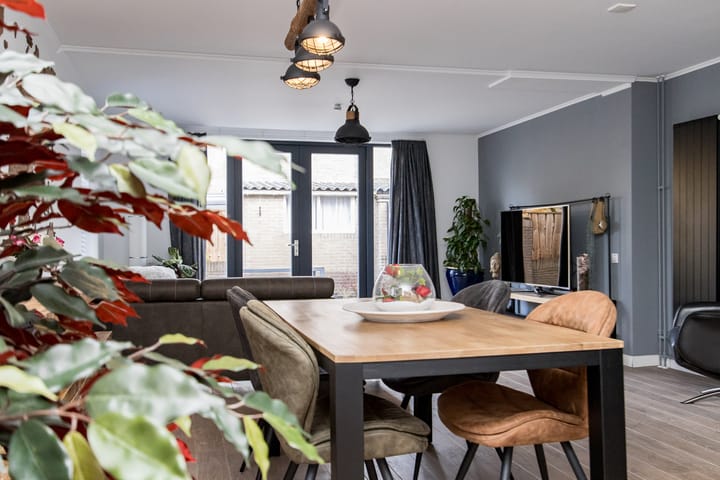 Foto 25 van A.B. van Lieshoutlaan 49