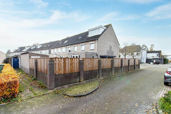 Foto 62 van A.B. van Lieshoutlaan 49