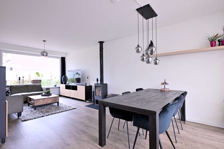 Foto 5 van Johan de Wittstraat 7